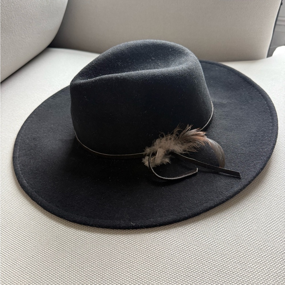 Goorin Bros Black Fedora with Feather Detail